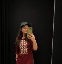 Shivani - puta in Bangalore