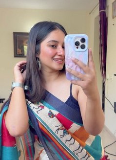 Shivani - escort in Candolim, Goa Photo 2 of 3