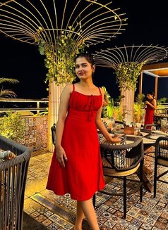 Shivani - escort in Mumbai Photo 2 of 4