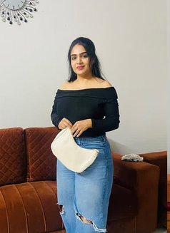 Shivani - escort in New Delhi Photo 3 of 3