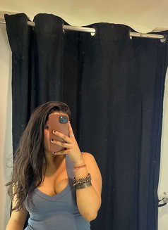 Shivani - escort in New Delhi Photo 3 of 3