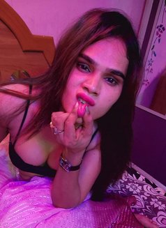 Shivani - Transsexual escort in Chennai Photo 2 of 6
