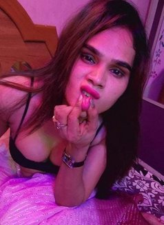Shivani - Transsexual escort in Chennai Photo 2 of 6