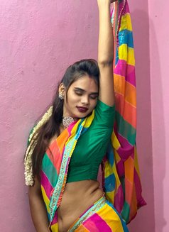 Shivani - Transsexual escort in Chennai Photo 4 of 6