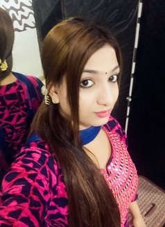 Shivani - Transsexual escort in New Delhi Photo 5 of 5
