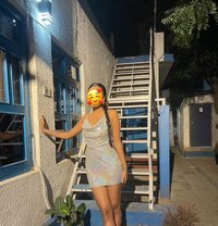 Shivani Magar - puta in Kathmandu