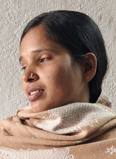 Shivani (real meet & cam show) - escort in Bangalore Photo 1 of 2