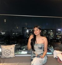 Shivani Sharma - puta in Mumbai Photo 1 of 3