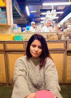 Shivanixx - escort in Gurgaon Photo 3 of 15