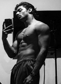 Shivansh - Male escort in Kolkata Photo 1 of 3