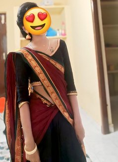 Shivanya - escort in Chennai Photo 3 of 12