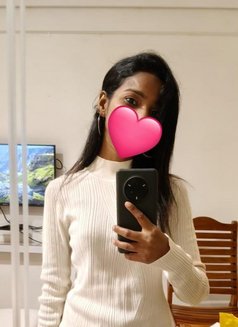 Shivanya - escort in Chennai Photo 4 of 12