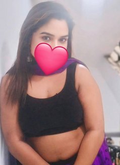 Shivanya - puta in Chennai Photo 2 of 8