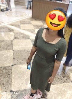 Shivanya - escort in Chennai Photo 6 of 7