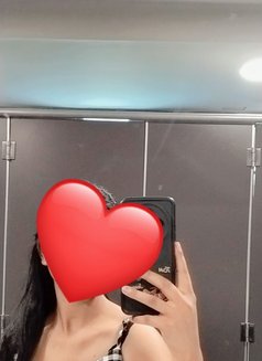 Shivi - escort in New Delhi Photo 1 of 2