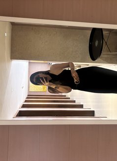 Shivi - escort in Bangalore Photo 6 of 8