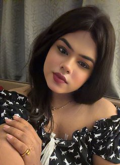 Shivi - Transsexual escort in Indore Photo 12 of 13