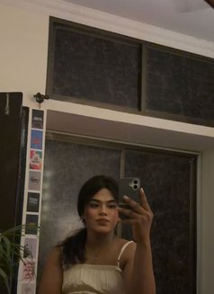 Shivi - Transsexual escort in Indore Photo 17 of 24