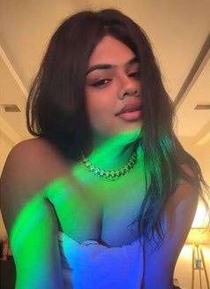 Shivi - Transsexual escort in Indore Photo 22 of 24