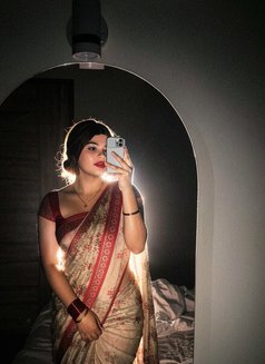 Shivi - Transsexual escort in Vadodara Photo 4 of 13