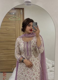 Shivi - Transsexual escort in Vadodara Photo 5 of 13