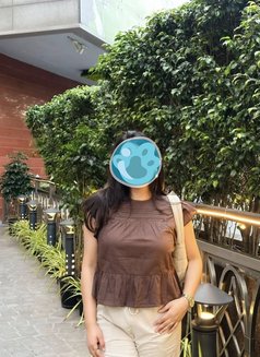 ❣️( Shivika🥀cam & Meet)❣️ - escort in Hyderabad Photo 7 of 8