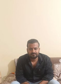 Shivrajsingh1995 - Acompañantes masculino in Ahmedabad Photo 3 of 5