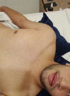 Shivu - Male escort in Mumbai Photo 1 of 2