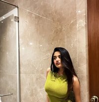 Shiwangi - escort in Mumbai