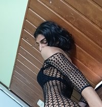 Shnaya - Transsexual dominatrix in Chandigarh