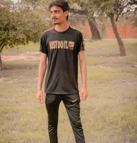 Shoaib Azhar - Male companion in Lahore