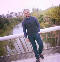 Shobel88 - Male escort in Paris