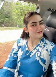 Shobha - escort in Bangalore Photo 2 of 3