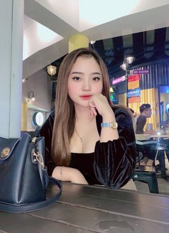 Shofia - puta in Jakarta Photo 1 of 1