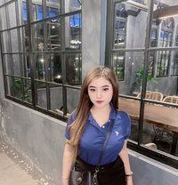 Shofia - puta in Jakarta