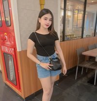 Shofia - puta in Jakarta