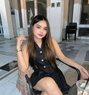 Shofia - puta in Surabaya Photo 1 of 3