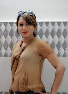 Shona - Transsexual escort in New Delhi Photo 1 of 1