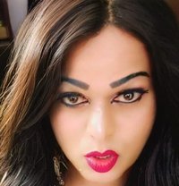 Shonali - Transsexual escort in Hyderabad