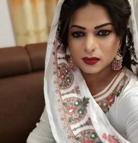 Shonali - Transsexual escort in Hyderabad Photo 1 of 1