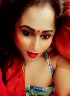 Shonali25 - Transsexual escort in New Delhi Photo 7 of 9