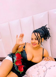 Shonia - escort in Riyadh Photo 1 of 4