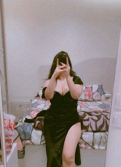 Shorock - escort in Cairo Photo 4 of 5