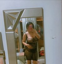 Shorock Esh Esh - puta in Cairo