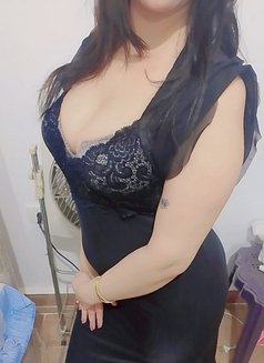 Shorock Sharota 🫦 - puta in Cairo Photo 2 of 6