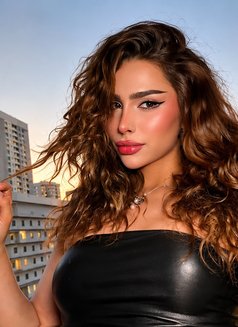 Shorouq - Transsexual escort in Al Manama Photo 28 of 29