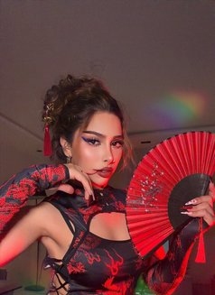Shorouq - Transsexual escort in Riyadh Photo 9 of 21