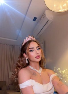 Shorouq - Transsexual escort in Riyadh Photo 10 of 21