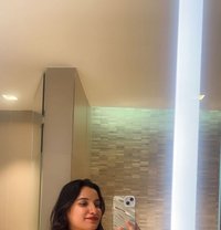 Short and Night in Call/ Out Pay Girl - escort in New Delhi Photo 1 of 5