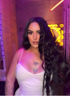 Short visit xxl شمس عربيه سكسيه - Acompañantes transexual in İstanbul Photo 26 of 28